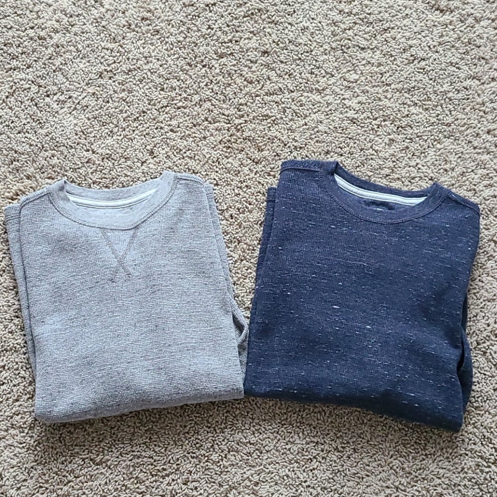 2 boys long sleeve thermal type shirts size 10/12